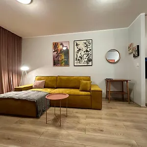 Momo Kręta Apartament