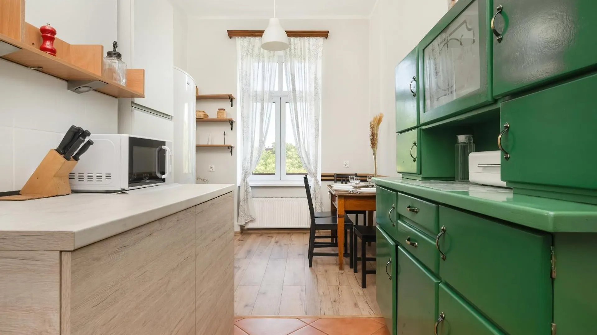 Komfortowy Apartament Blisko Rzeki We Wroclawiu Z Biurkiem I Wanna By Noclegi Renters